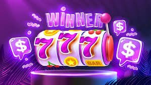 Dealer live casino sedang menjalankan permainan blackjack